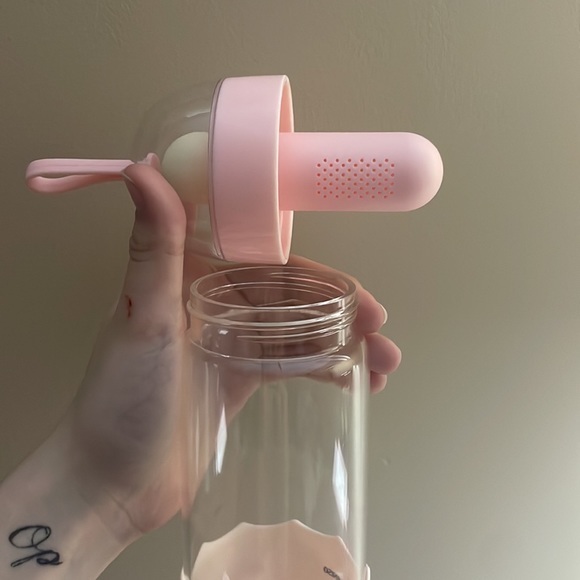 Glass tea bottle, brand new never used - Picture 3 of 4